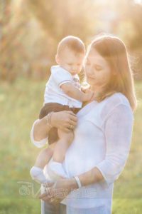 controluce mamma e bambino campagna
